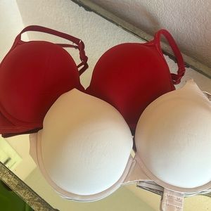 Victoria’s  Secret bras